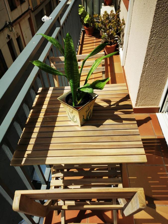 Elsi'S Place Premia De Mar Exterior photo